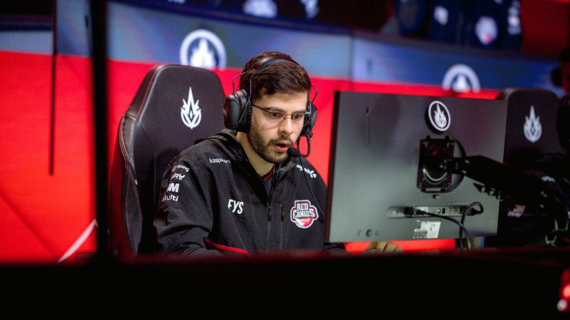 Na foto, Morttheus, ADC da RED Canids no CBLOL 2026 1º split