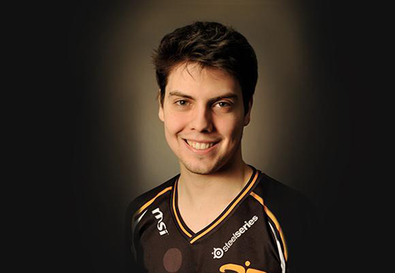 Fnatic é o primeiro time a se classificar!