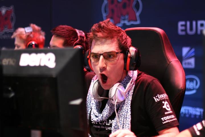 FPS League of Legends