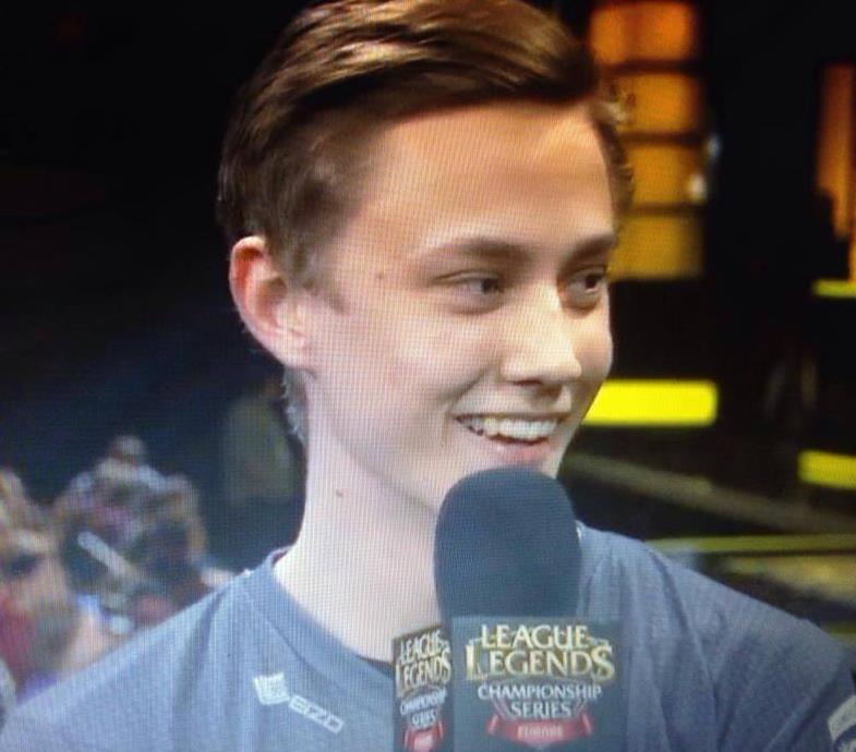 Pentakill do Rekkles em Fnatic vs LMQ