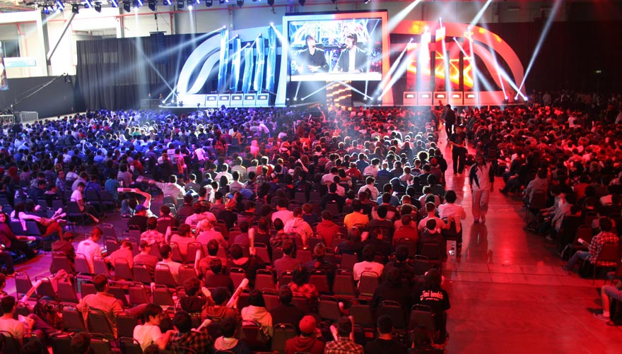 Que tal Rever a Abertura do CBLOL?