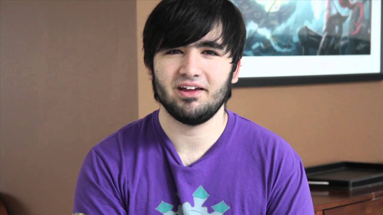 Voyboy fora da Curse