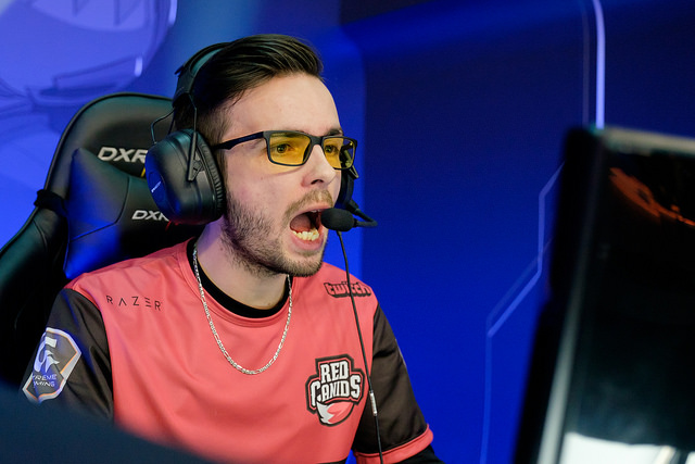 Veja – Dioud faz belíssima jogada com seu Thresh