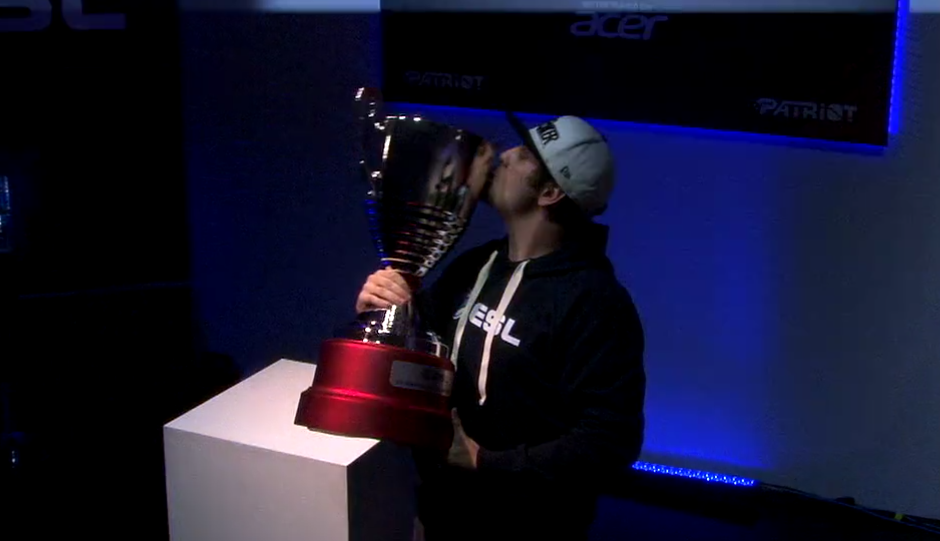 Loxodontes é campeão da ESL Brasil Premier League de Hearthstone