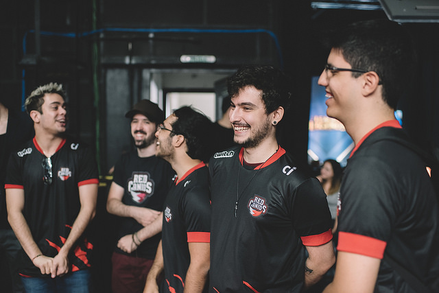 Red Canids vence a OPK e garante sua vaga nos playoffs