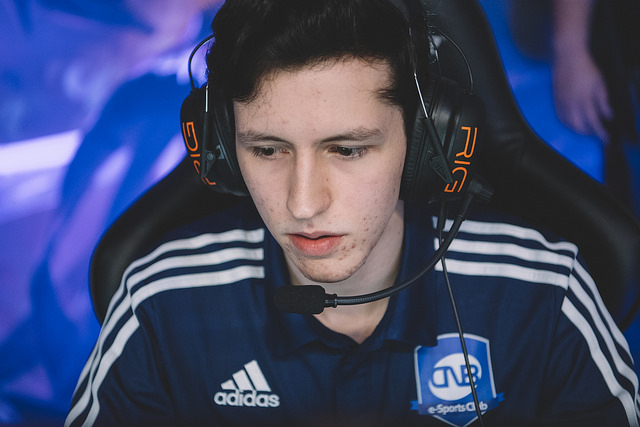 Yampi e Garotumb assinam com OPK para atuar no Circuito Desafiante