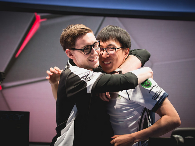 LoL: Doublelift e Bjergsen voltarão a jogar juntos na 100 Thieves, diz jornalista