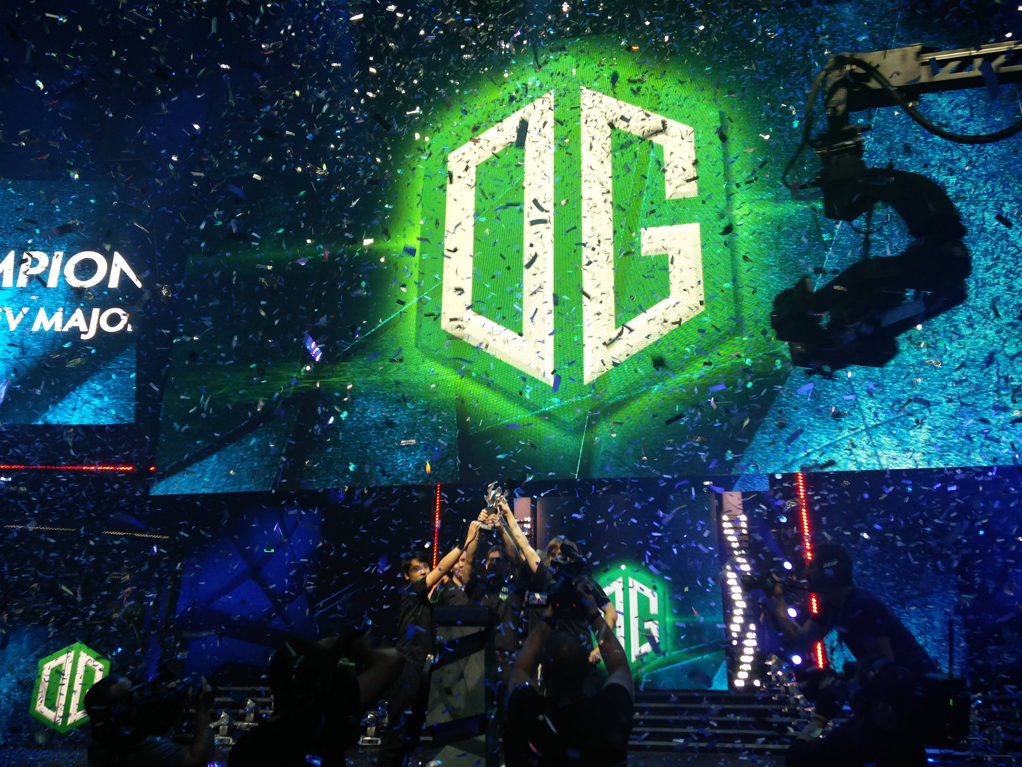 OG vence Virtus.Pro e se consagra campeã do Kiev Major de Dota 2