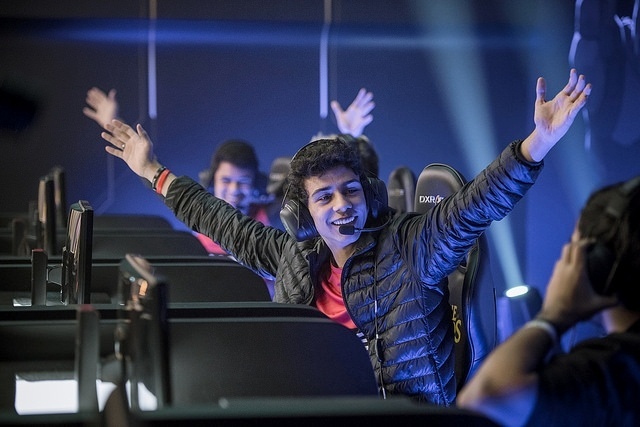 Team One anuncia a contratação de Brucer