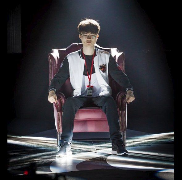 “Exceto pelo nosso grupo, acho que todos os outros parecem fáceis” – diz Faker sobre grupos do Mundial