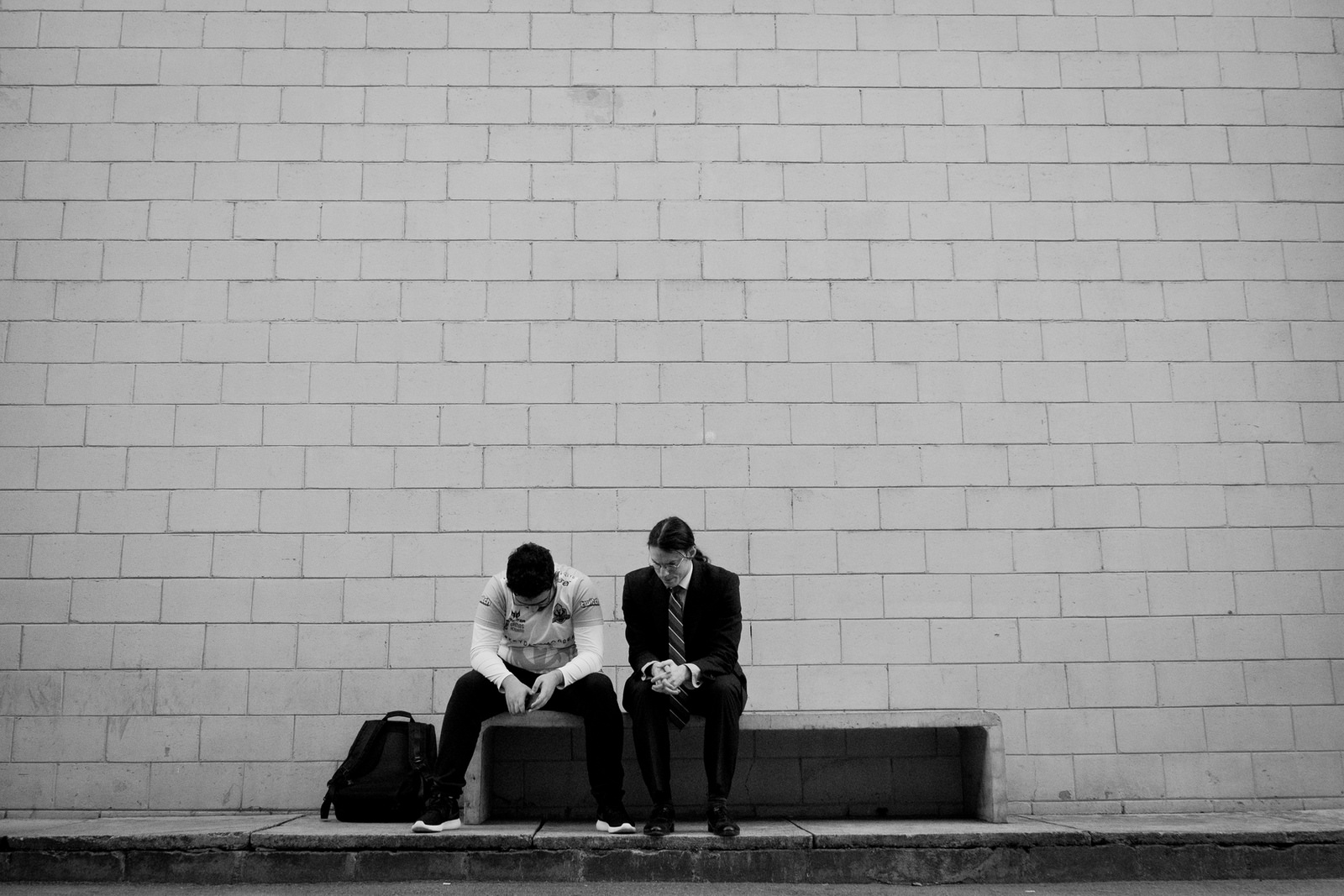 “Eu sinto que as vezes você precisa cair para se levantar de novo” conta Revolta