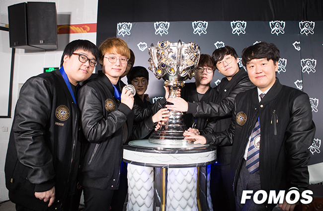 Samsung renova contrato com line-up campeã do Mundial de League of Legends