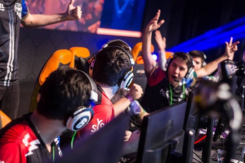 FaZe Clan contrata line-up campeã brasileira de Rainbow Six