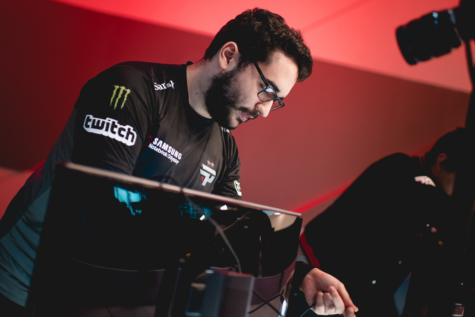 “Takeshi, você só sabe jogar de Ornn?”, Capitão responde