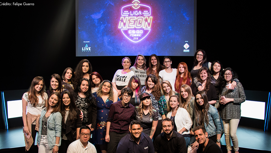 Esporte Interativo e Live Arena lançam Liga Neon de CS:GO feminino