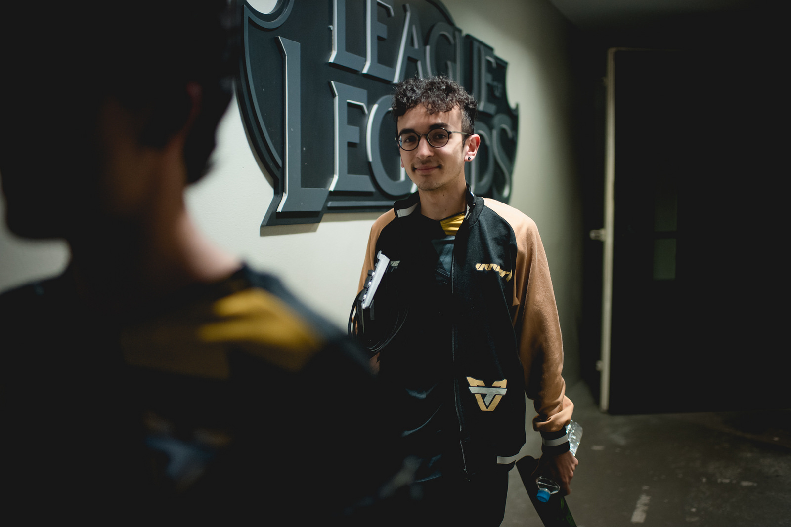 VVvert muda de rota do top para o mid na ProGaming