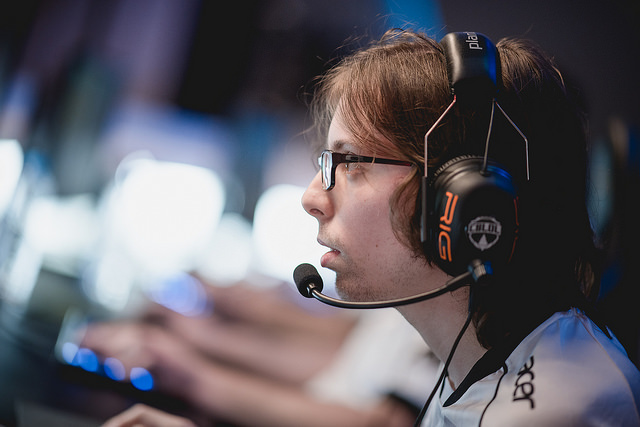 Kalec anuncia transição de jogador para staff