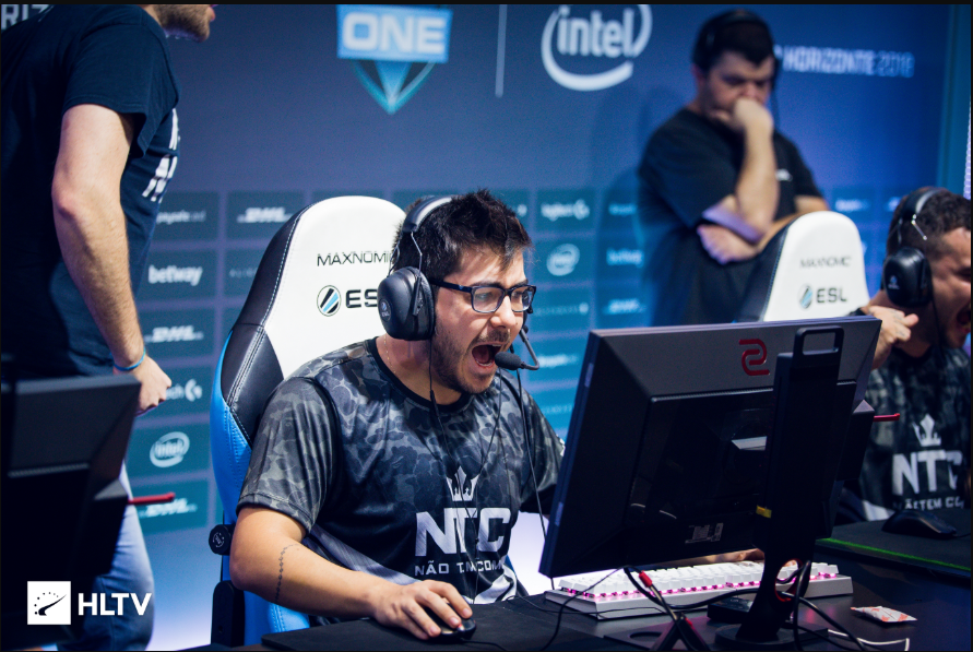 Após ir para a reserva da NoTag, bit anuncia estar free agent