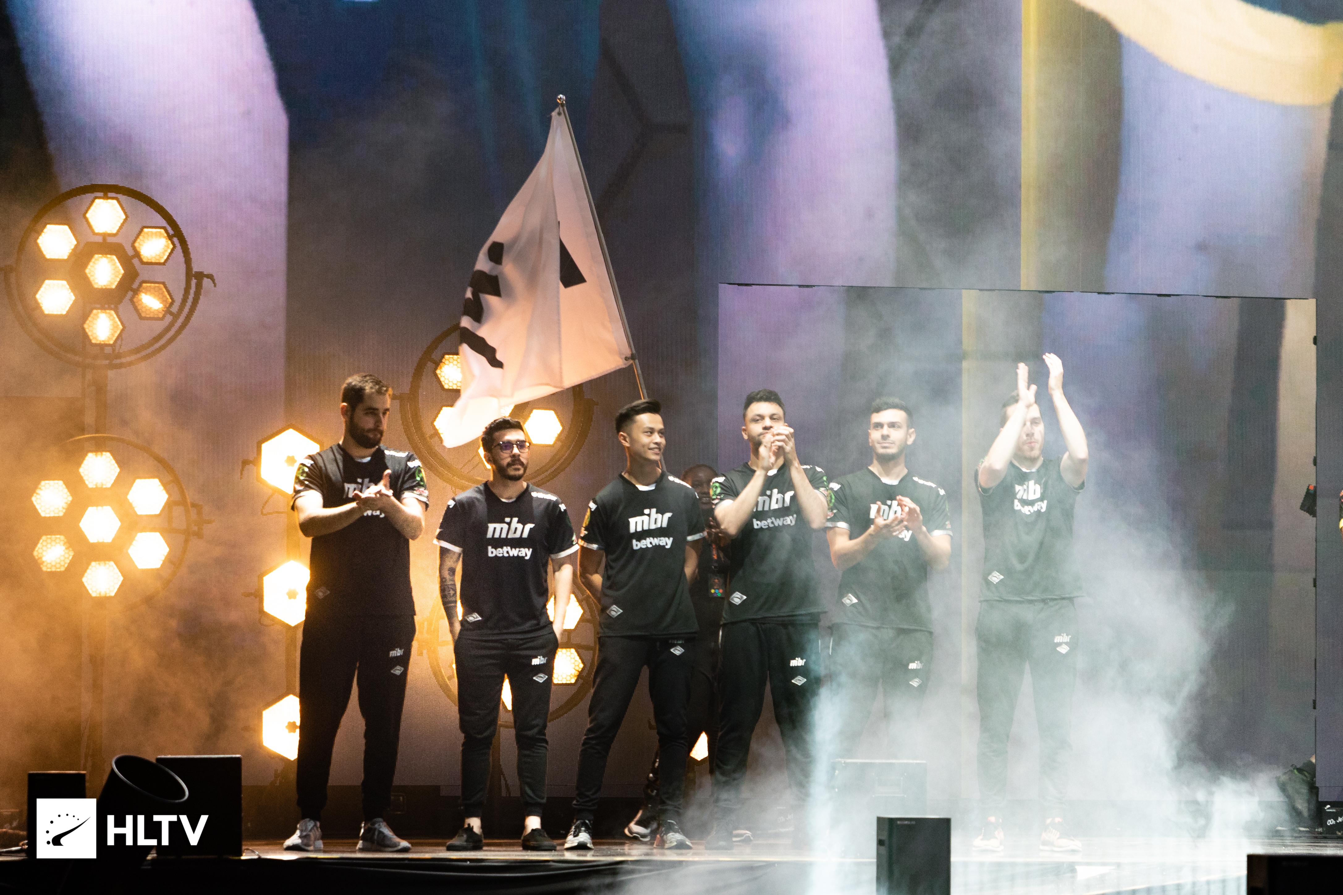 Tendo vencido 3 de 4 partidas, MIBR encerra dia na ECS NA S6