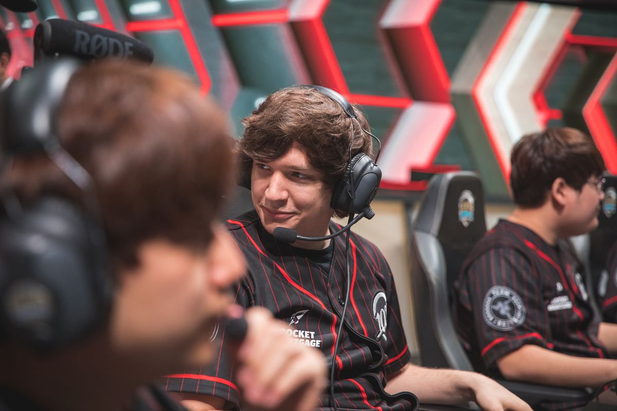 Meteos é o novo caçador da OpTic Gaming