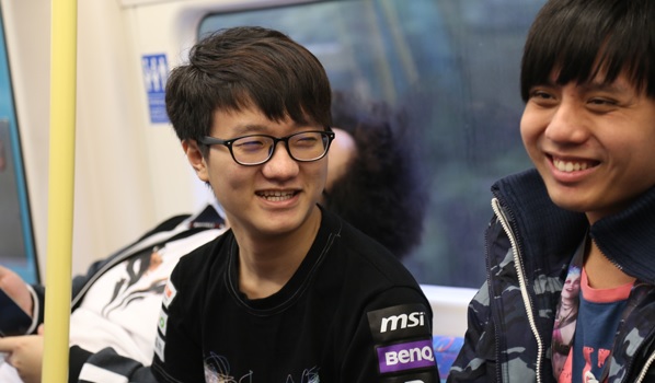 Maple e SwordArT são os novos jogadores da Suning Gaming