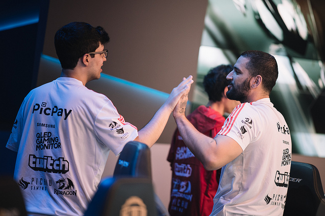 LoL: paiN anuncia contratação de Robo