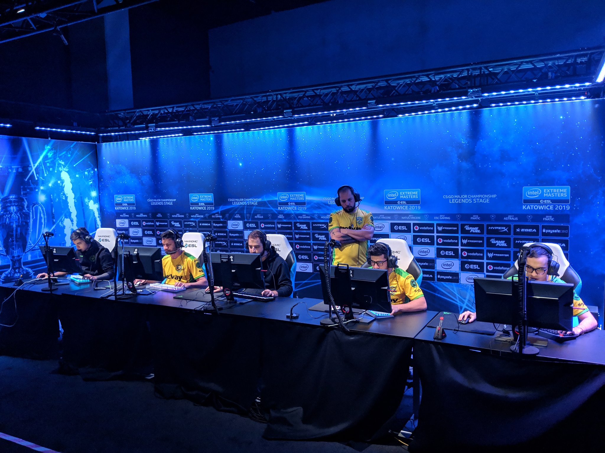 MIBR vence compLexity e se recupera na IEM Katowice