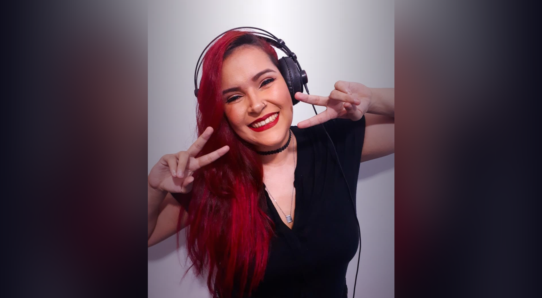 Babi barra insegurança e começa carreira “impressionível” na narração