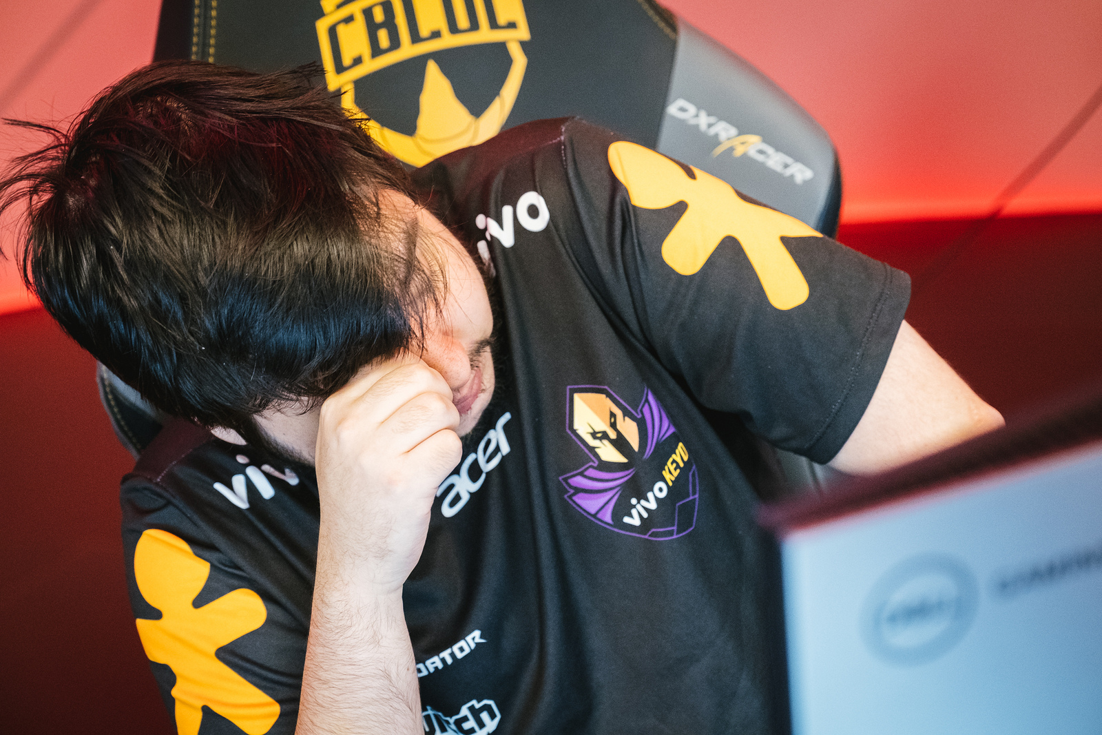 LoL: Vivo Keyd perde e terá que jogar a série de promoção do CBLoL 2019