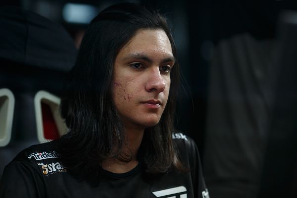 Dota 2: Duster entra no lugar de Yadomi na ex-Majestic
