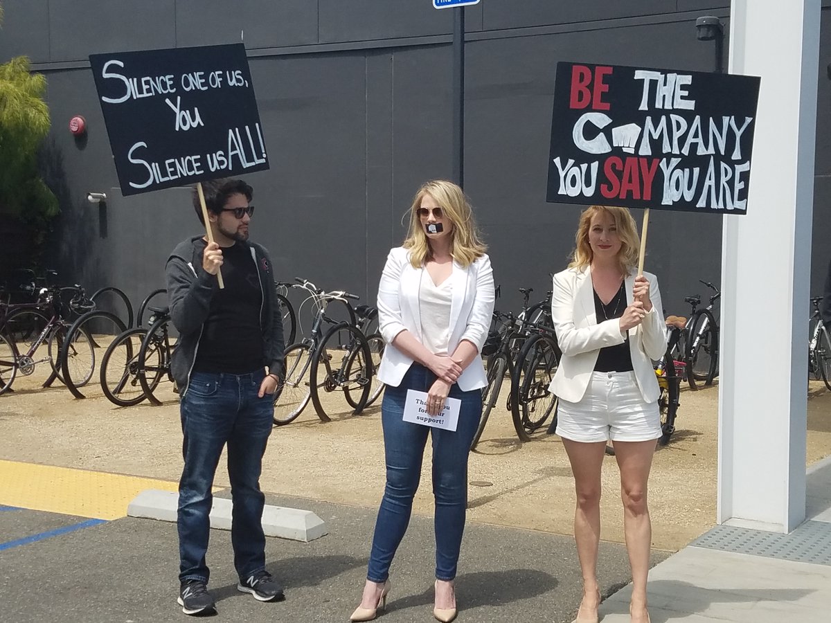 LoL: Funcionários da Riot Games realizam passeata contra empresa