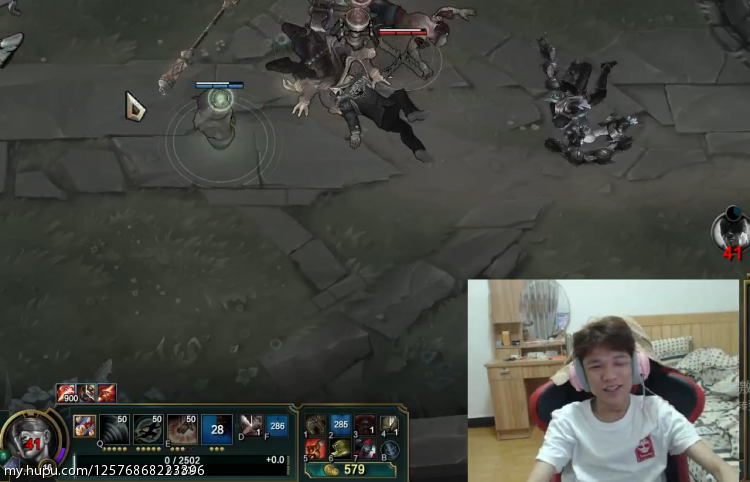 LoL: Ex-campeão da LPL está trabalhando em fábrica de sapatos na China