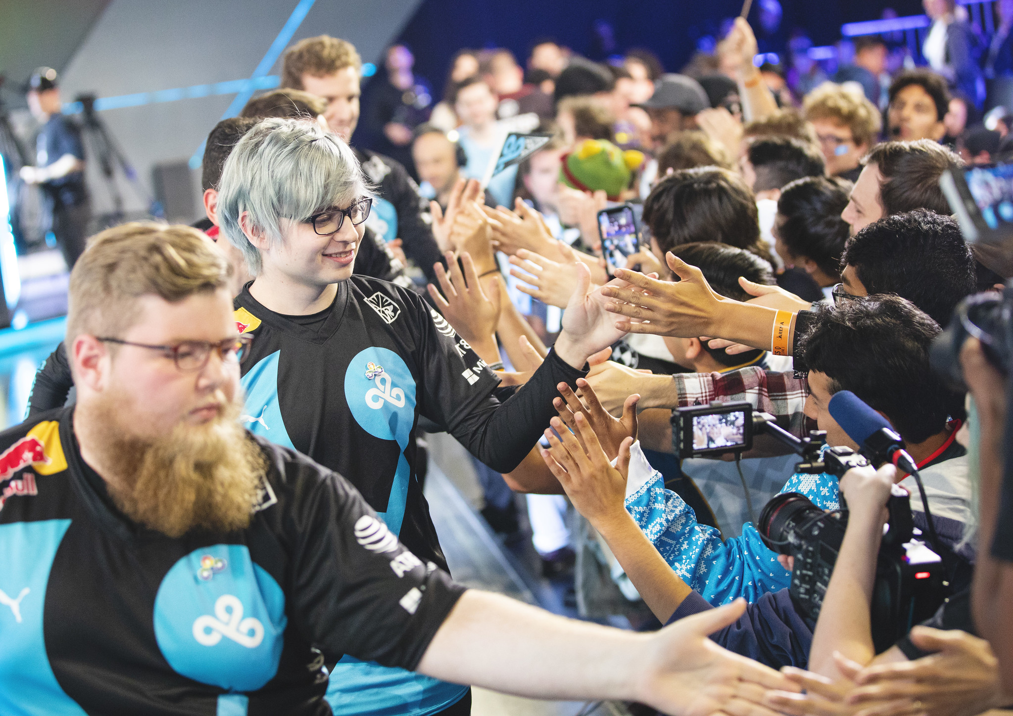 Segundo Forbes, C9 e TSM são as empresas de Esports mais valiosas do mundo