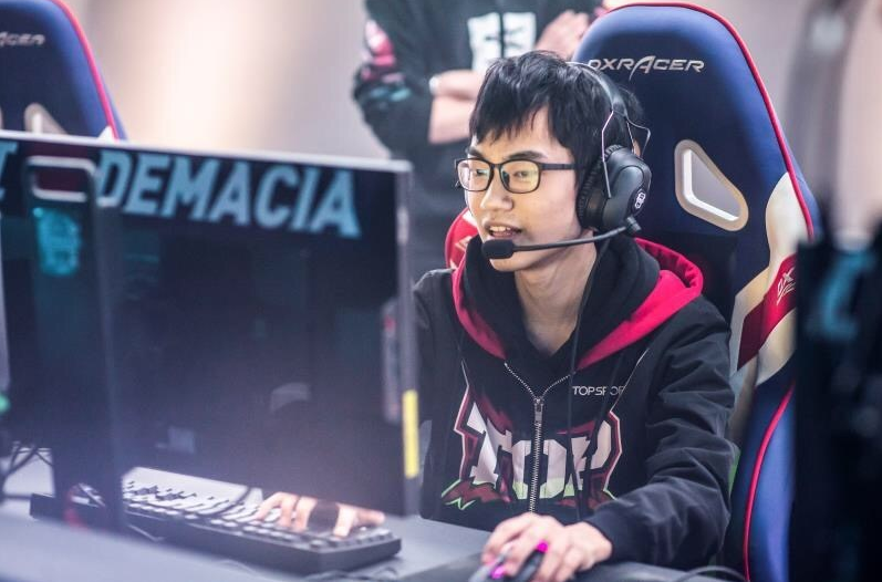 LoL: O prodígio Knight