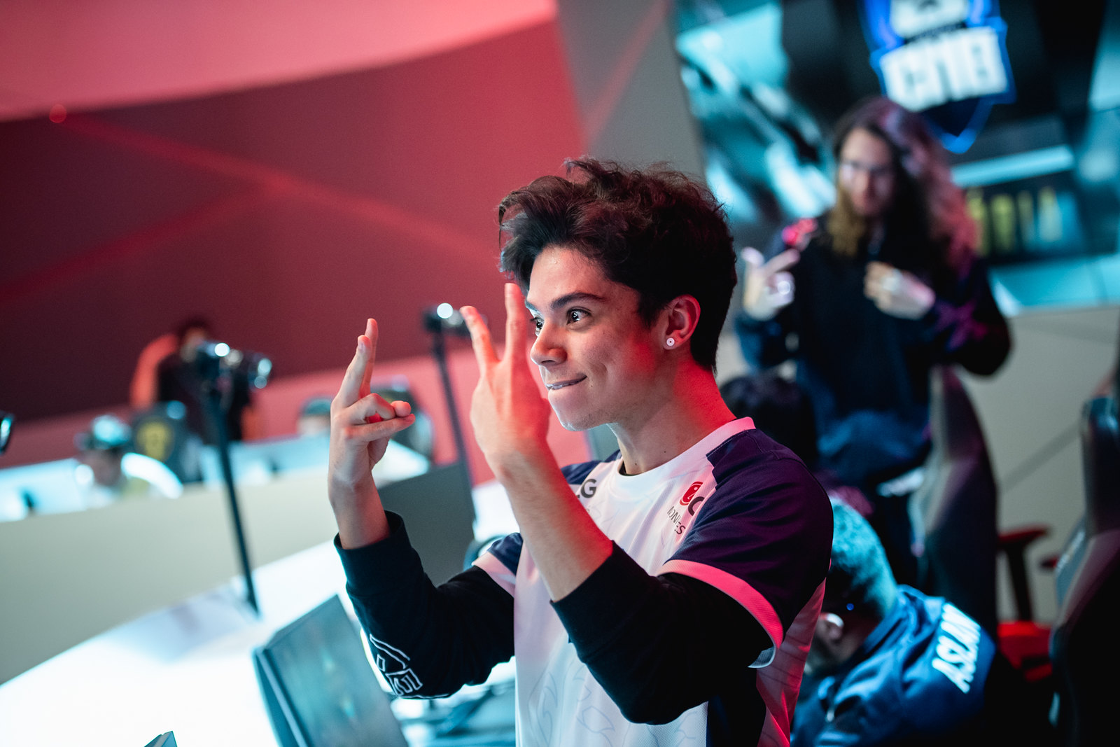 LoL: Flamengo vence a KaBuM e CNB conquista sua 4° vitória seguida