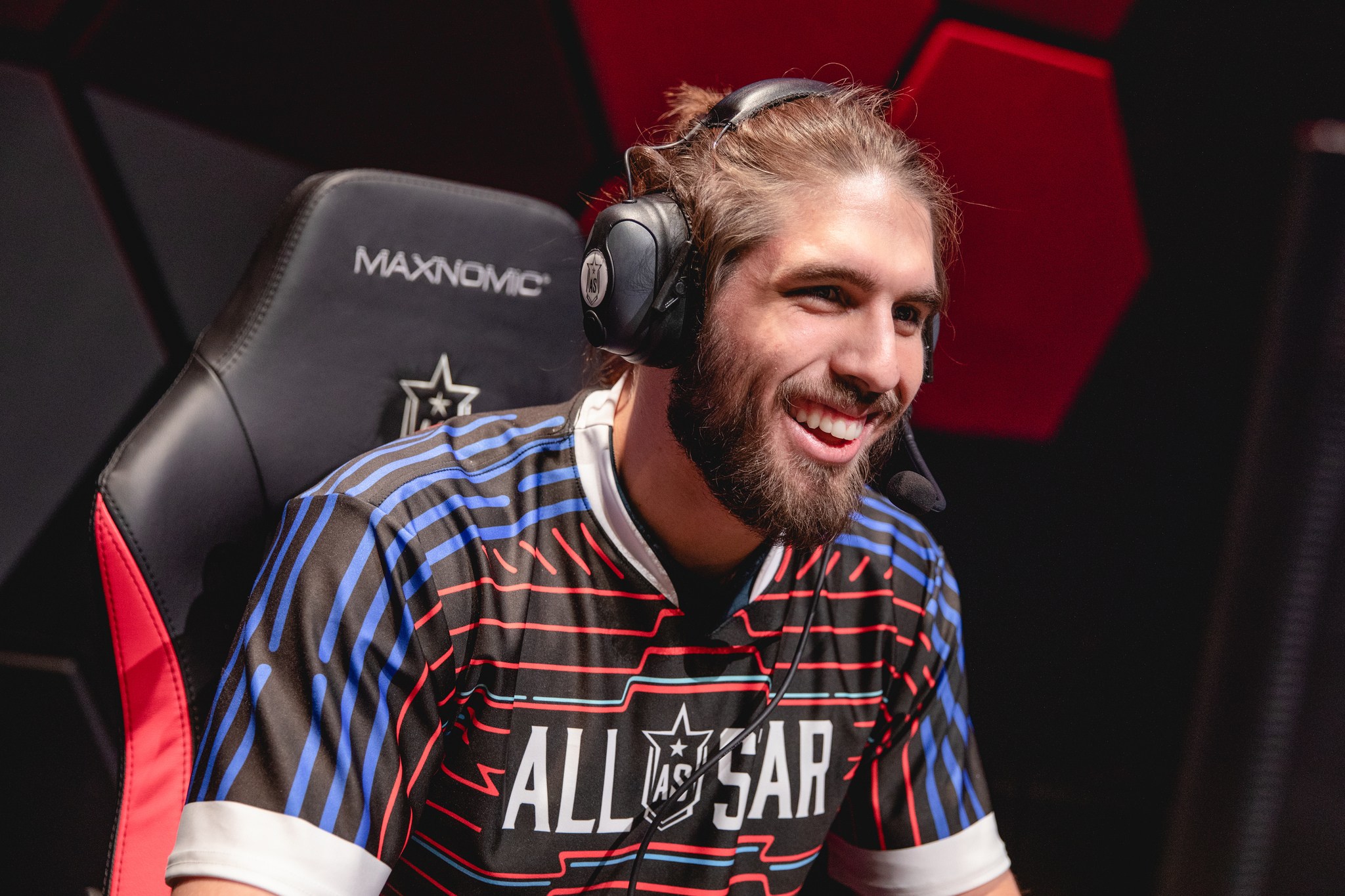 TFT: Rakin foi um dos 5 streamers mais assistidos na semana de lançamento