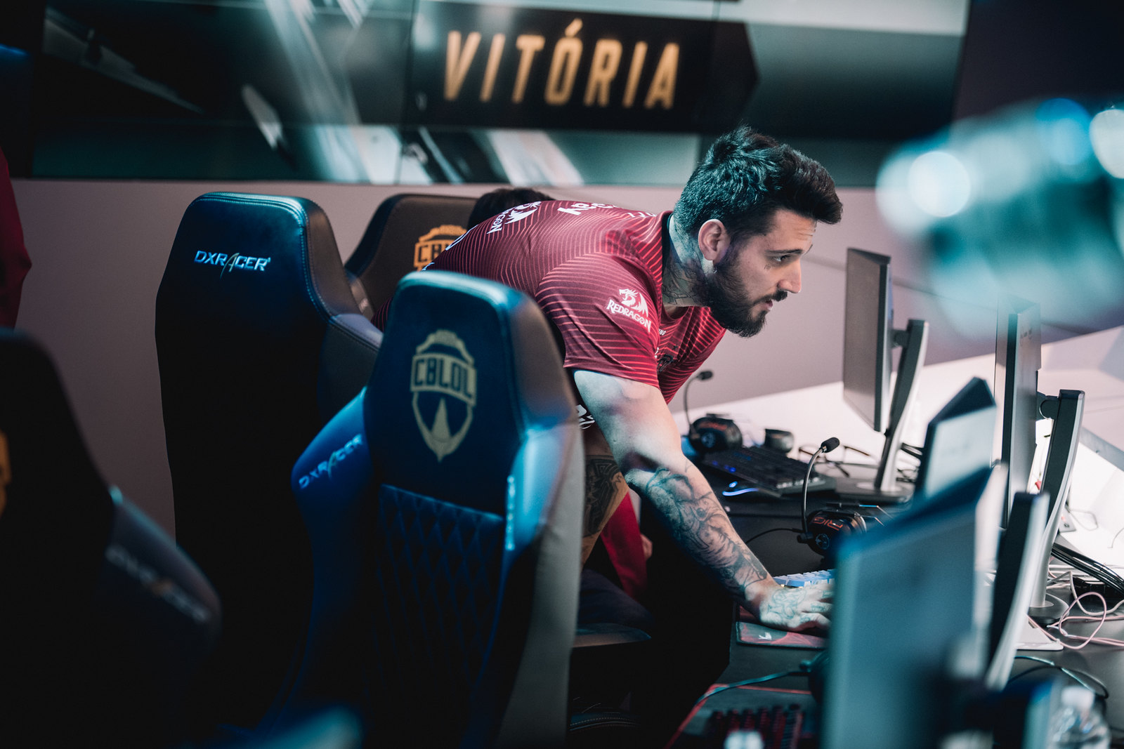 LoL: Na reta final do CBLOL, KaBuM e INTZ recusam treinos com Flamengo