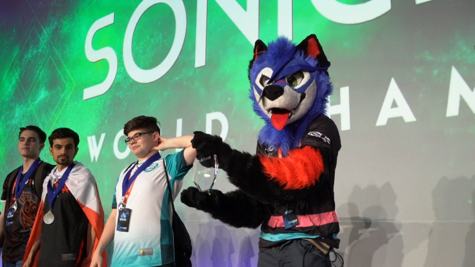 Mortal Kombat 11: SonicFox é o grande campeão do EVO 2019