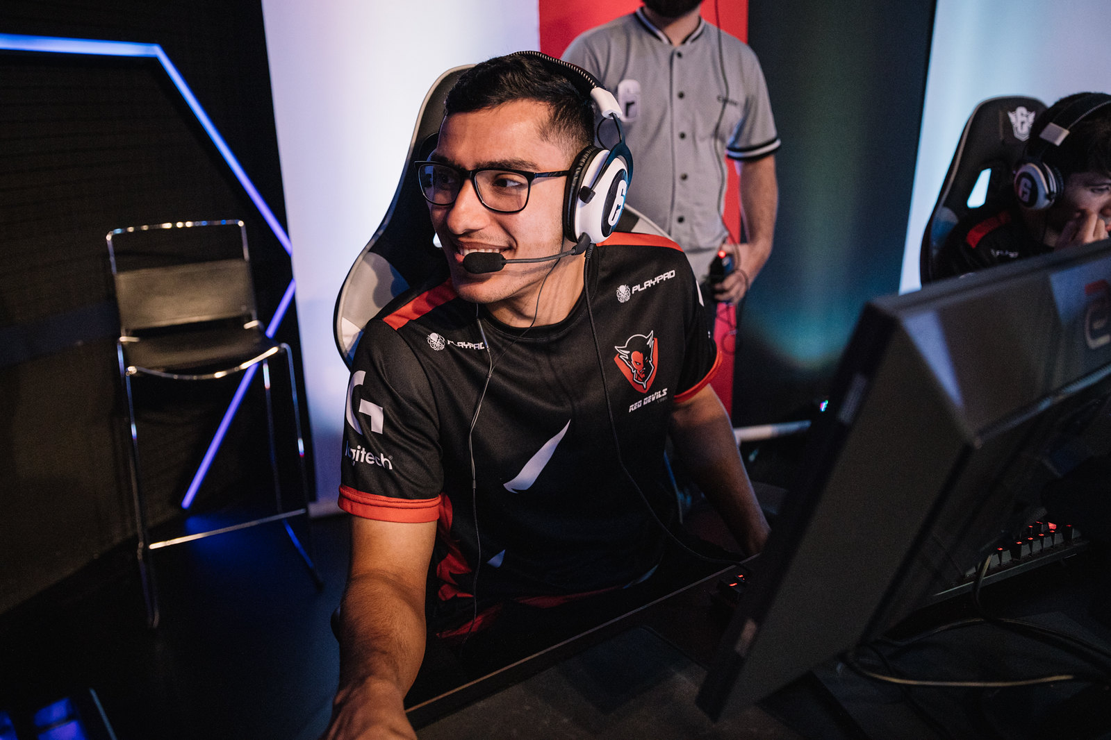 Elevate volta ao R6 com elenco brasileiro ex-ReD DevilS