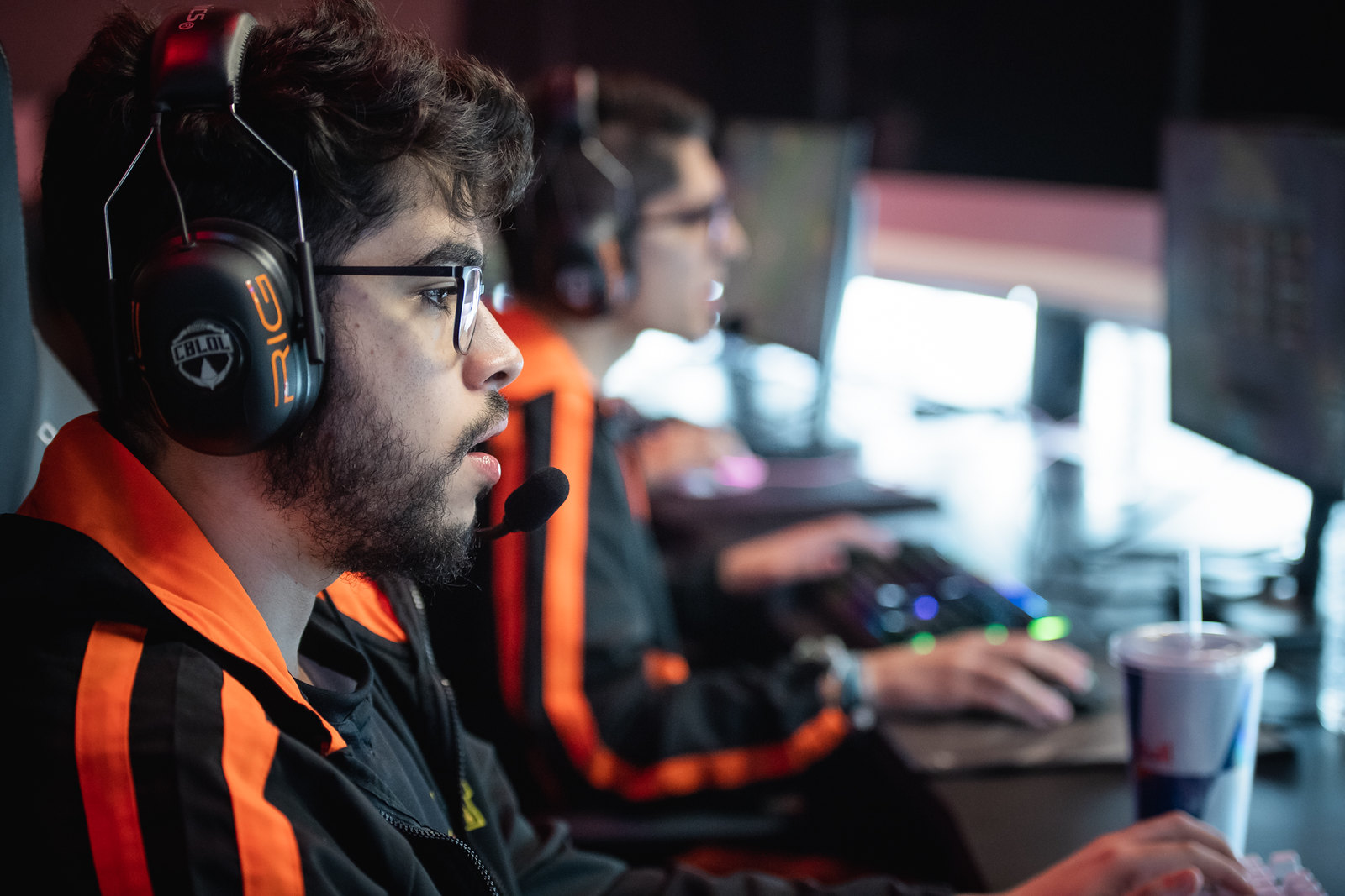 LoL: Uppercut libera Fitz para estudar novas ofertas