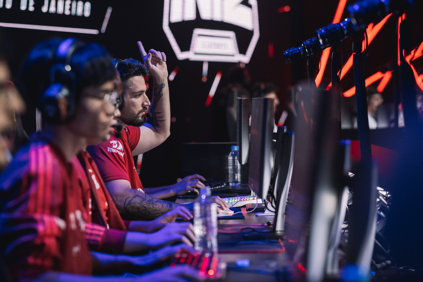 LoL: Flamengo derrota a INTZ de virada e garante o título no CBLoL 2019