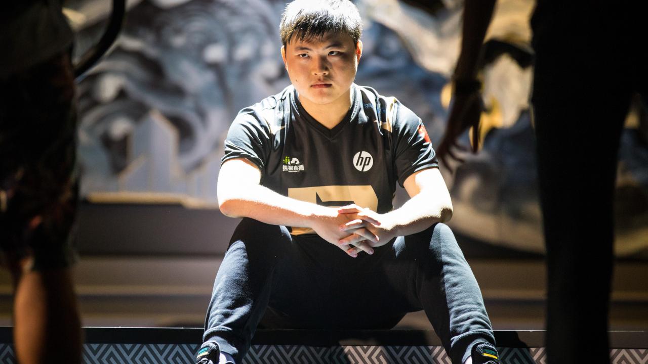 A volta do imperador Uzi
