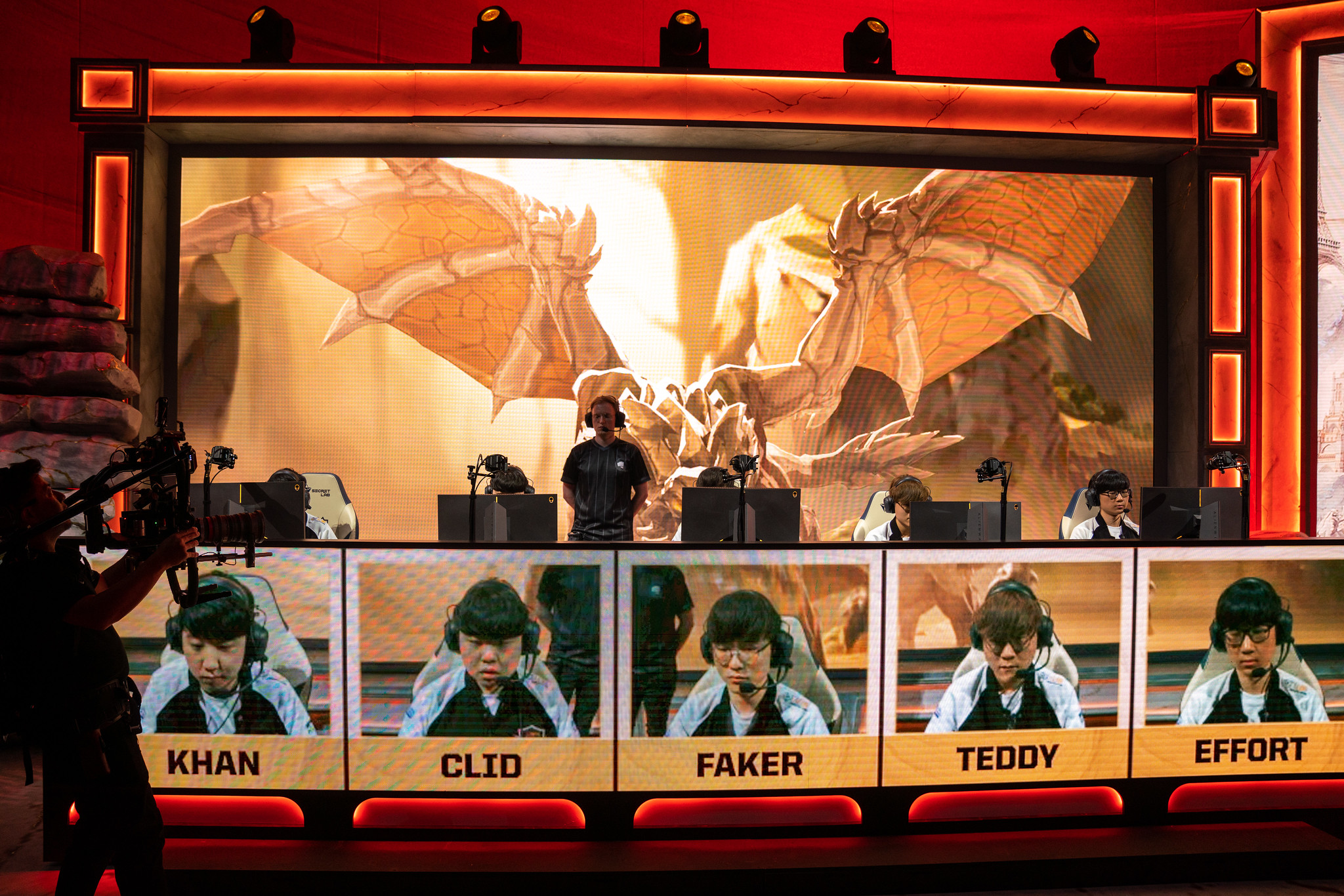 LoL: SKT vence a RNG e G2 estreia com vitória no Mundial 2019