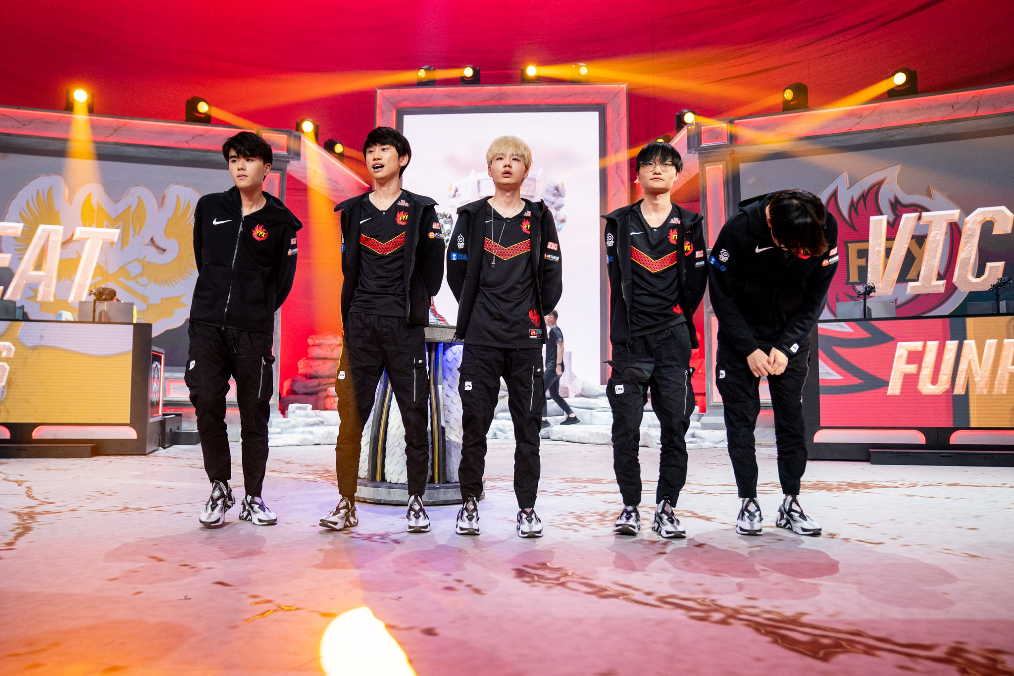 LoL: Top Esports e Funplus Phoenix se enfrentarão na final da Mid-Season Cup 2020