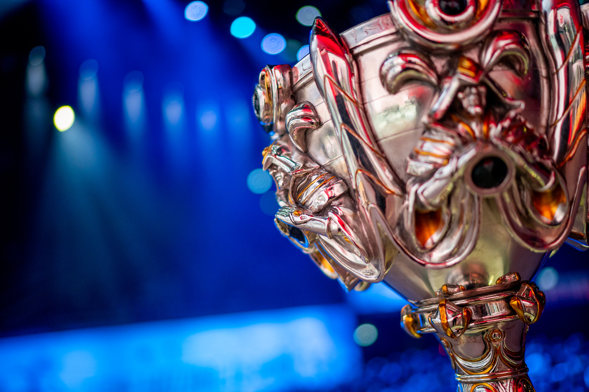 LoL: Oito times, oito jogadores, oito campeões