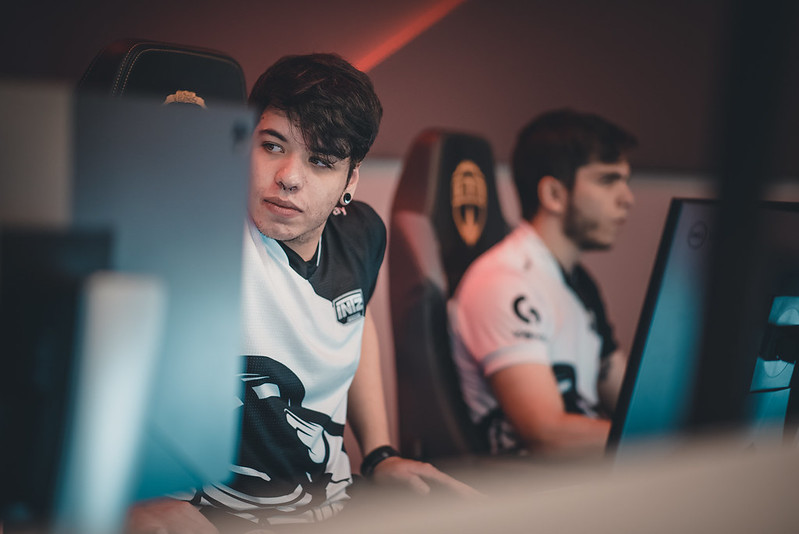 LoL: Mills realiza Pentakill jogando no servidor chinês
