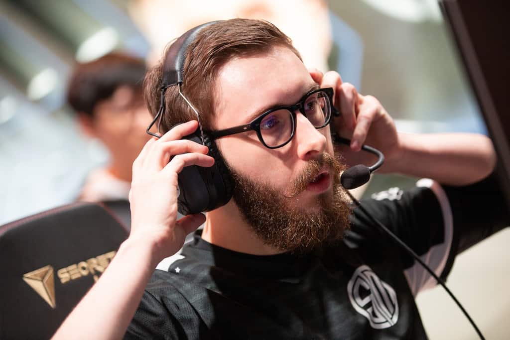 LoL: Após assustar fãs, TSM renova com Bjergsen por mais 2 anos