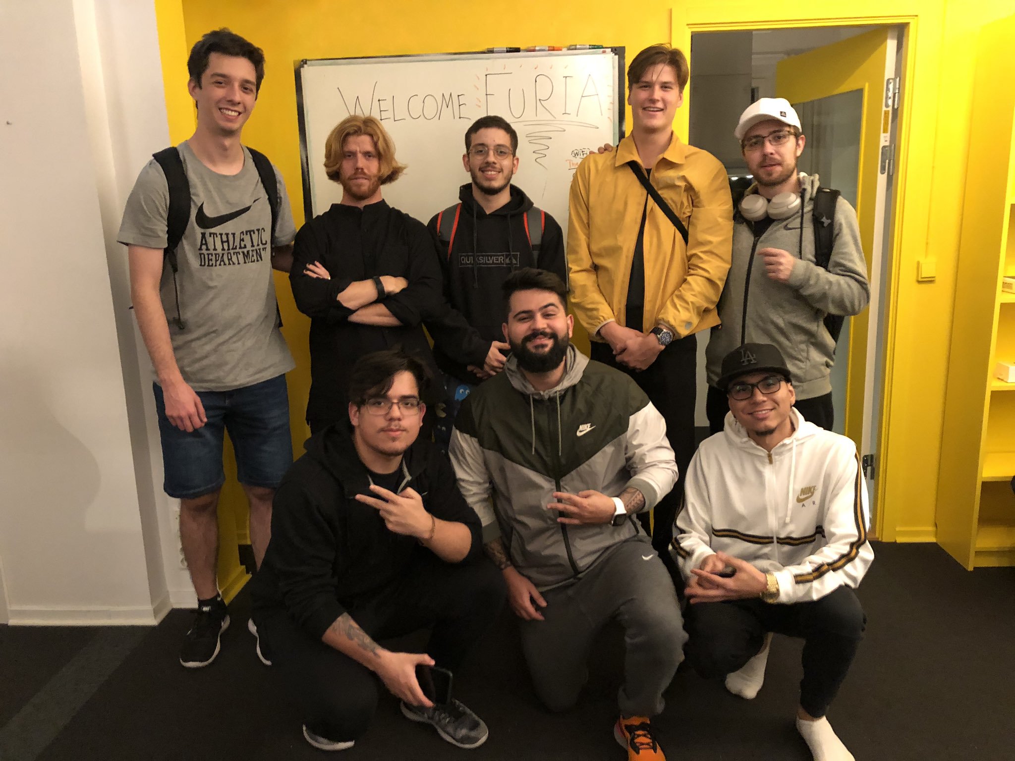 CS:GO: Na estreia de HEN1, FURIA é derrotada pela G2 na DreamHack Masters Malmö