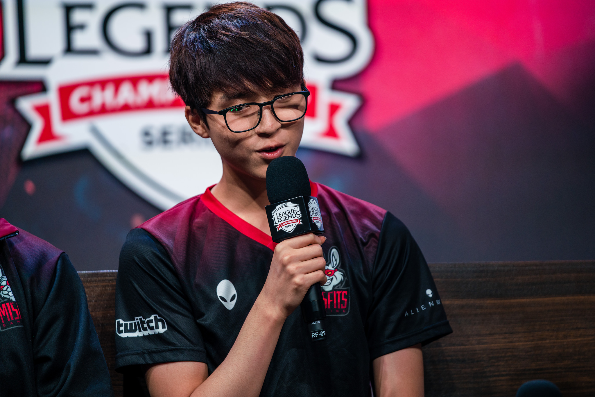 LoL: Com Hans Sama, Rogue finaliza sua line-up para 2020