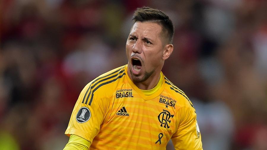 LoL: Goleiro do Flamengo, Diego Alves manda torcida para o Fla eSports no CBLoL
